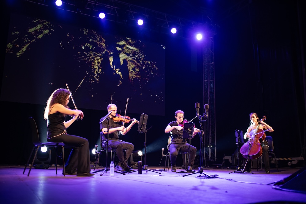 A Night at the Movies ao vivo